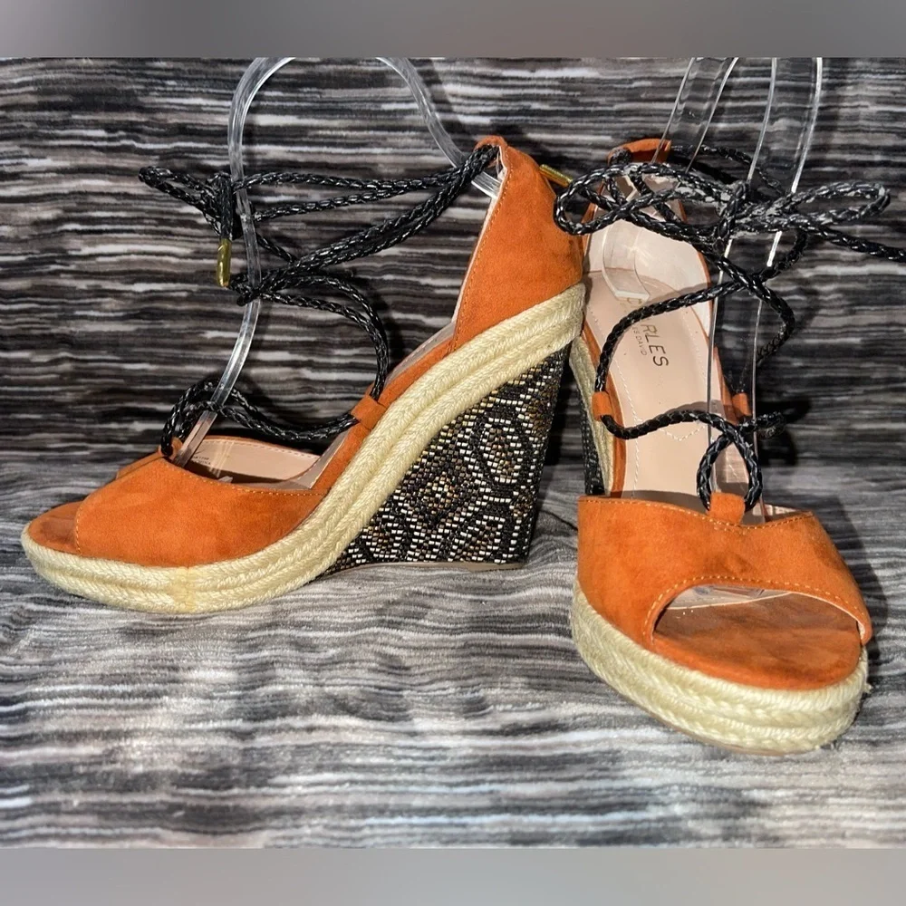 EUC Charles by Charles David Boston Microsuede Wedge Sandals